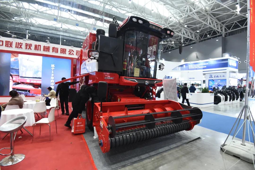 想要選擇可靠的花生機?認準鄭州中聯(lián)!